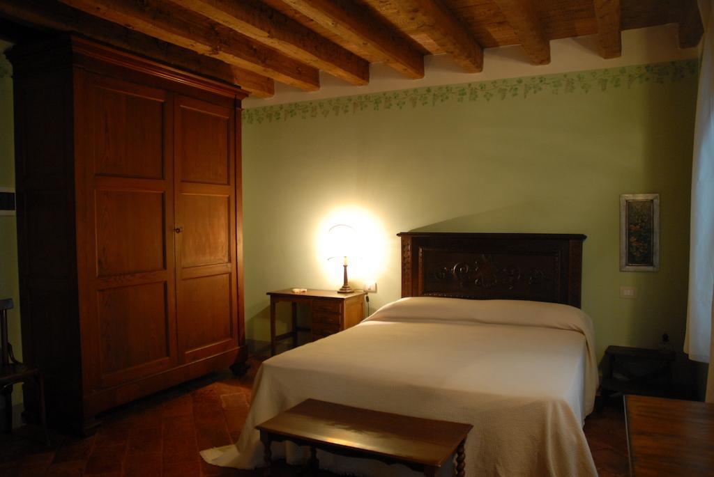 Agriturismo La Costa Крема Стая снимка