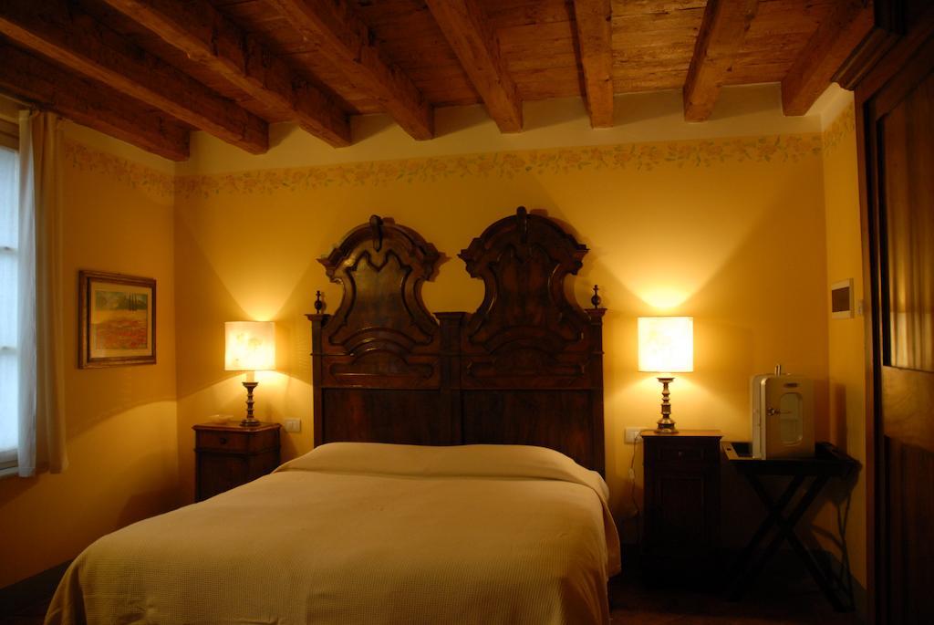 Agriturismo La Costa Крема Стая снимка